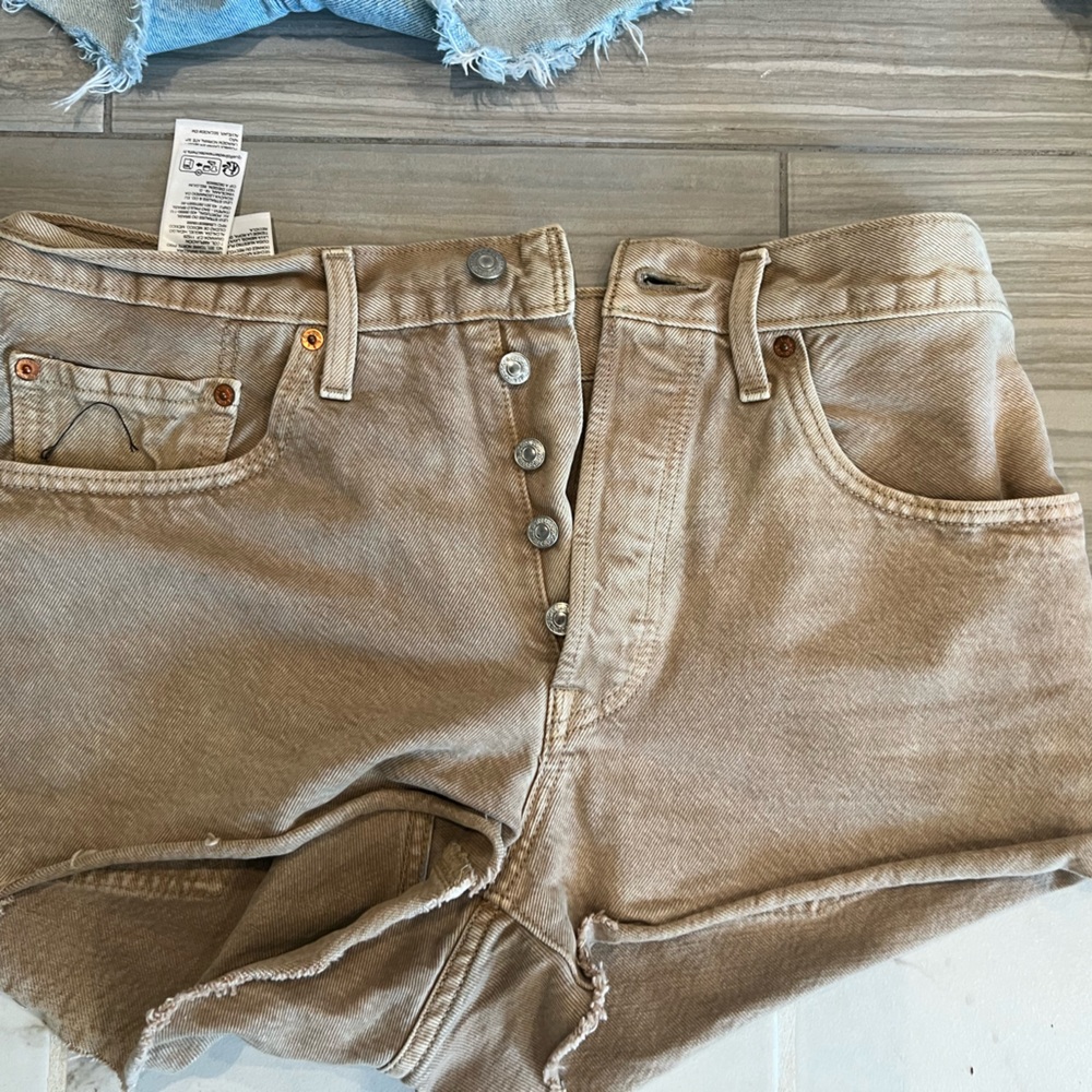 Levi's 501 Denim Shorts - Picture 10 of 13